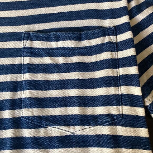 EUC navy and wht stripe with a chest pocket size S - Picture 3 of 6